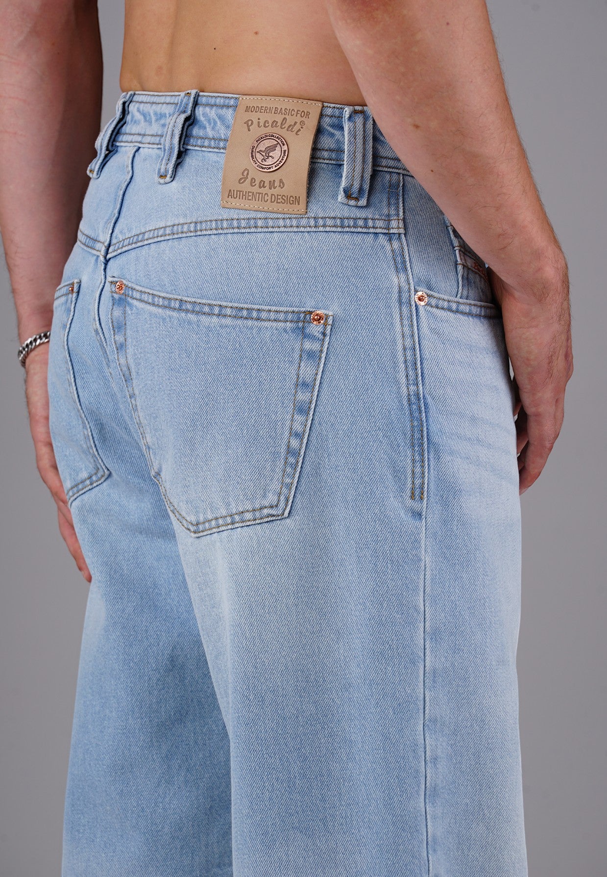 Picaldi Zicco 472 Diamond Herrenjeans - Relaxed-Tapered Fit in Icewashed Sky